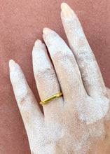 Load image into Gallery viewer, Signet Ring