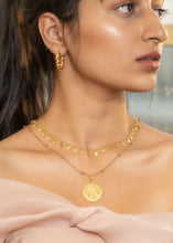 Load image into Gallery viewer, Model wearing Itkan Necklace, Modern Maharani pendant and Twirl earrings