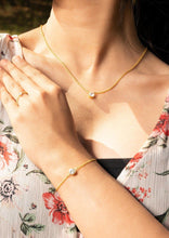 Load image into Gallery viewer, Model wearing Luminous Necklace , Luminous Bracelet and Luminous Ring 
